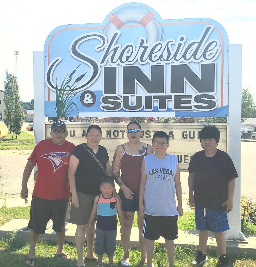 Shoreside Inn & Suites Wabamun Экстерьер фото
