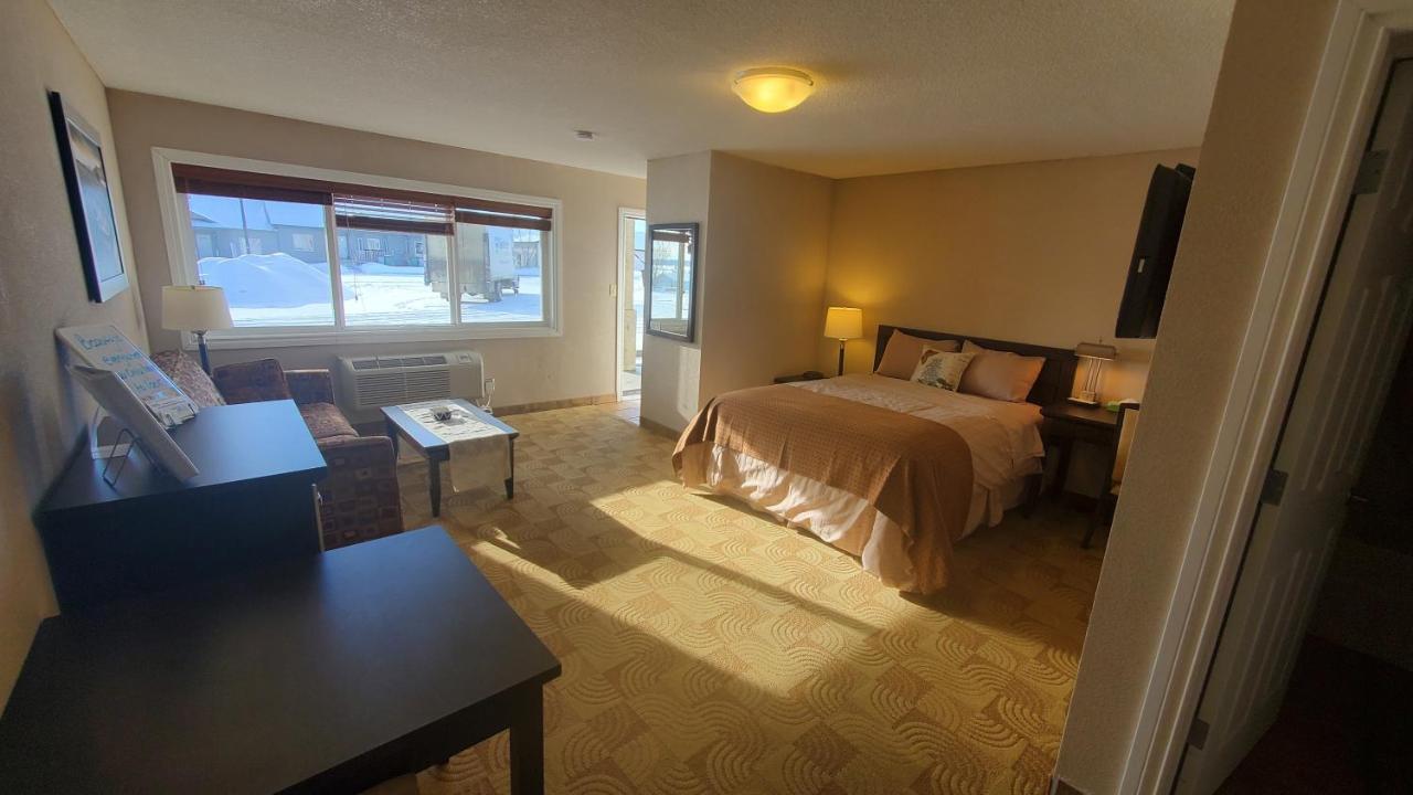 Shoreside Inn & Suites Wabamun Экстерьер фото