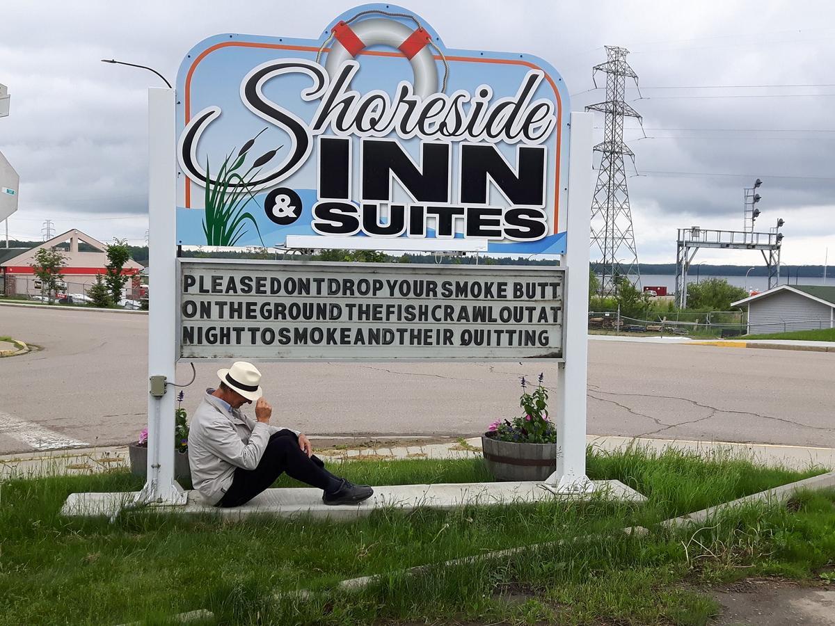 Shoreside Inn & Suites Wabamun Экстерьер фото